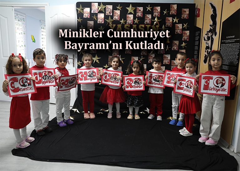 Minikler Cumhuriyet Bayramı'nı Kutladı